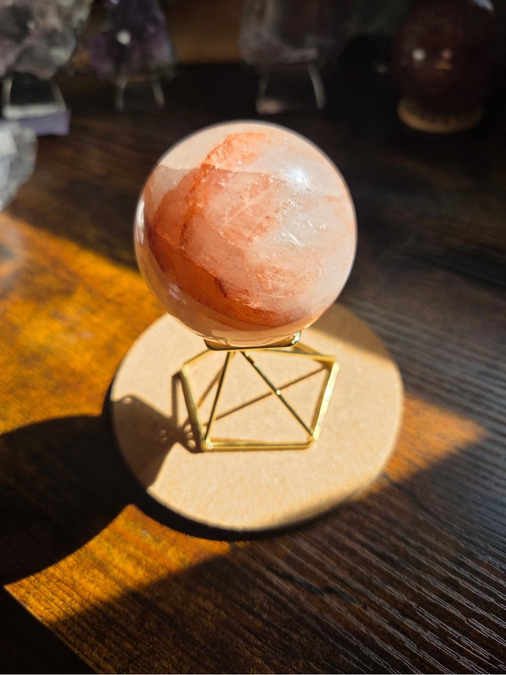 Fire quartz sphere - Picture 5 of 15
